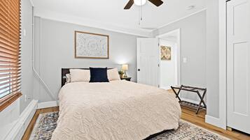1 chambre, bureau, fer et planche à repasser, Wi-Fi gratuit