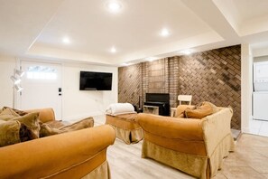 Living area - Mesmerizing Paradise home in Cottonwood Canyons (Salt Lake City)
