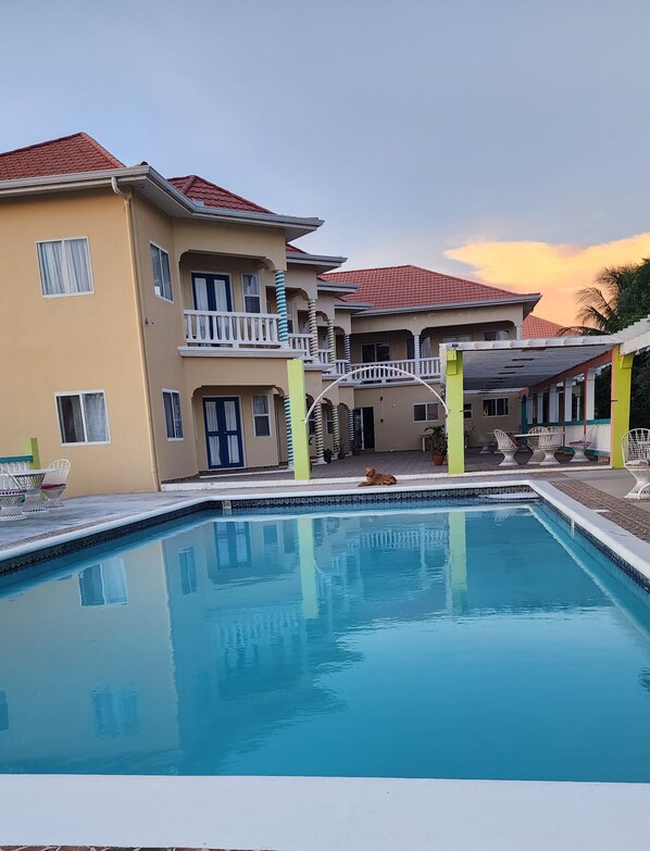 Terrace/patio - Treasure Beach (Treasure Beach)