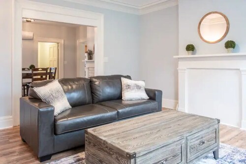 Modern Modest Design  Newburgh, Beacon, Westpoint  2nd. FL Apt.