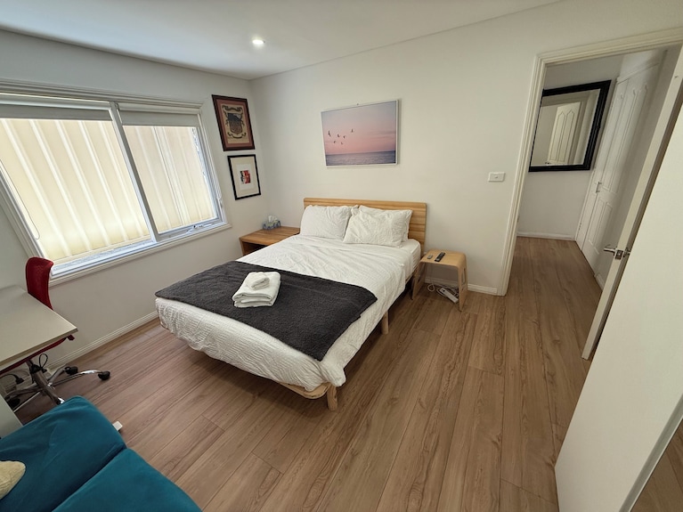 Private 1 Bedroom Apartment Near Beach And Shops - Coogee