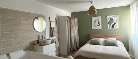 1 camera, Wi-Fi gratuito, lenzuola