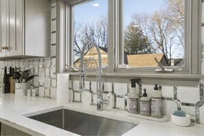 Interior - Stunning Midtown 3 BR Near Expo and Downtown (Tulsa)