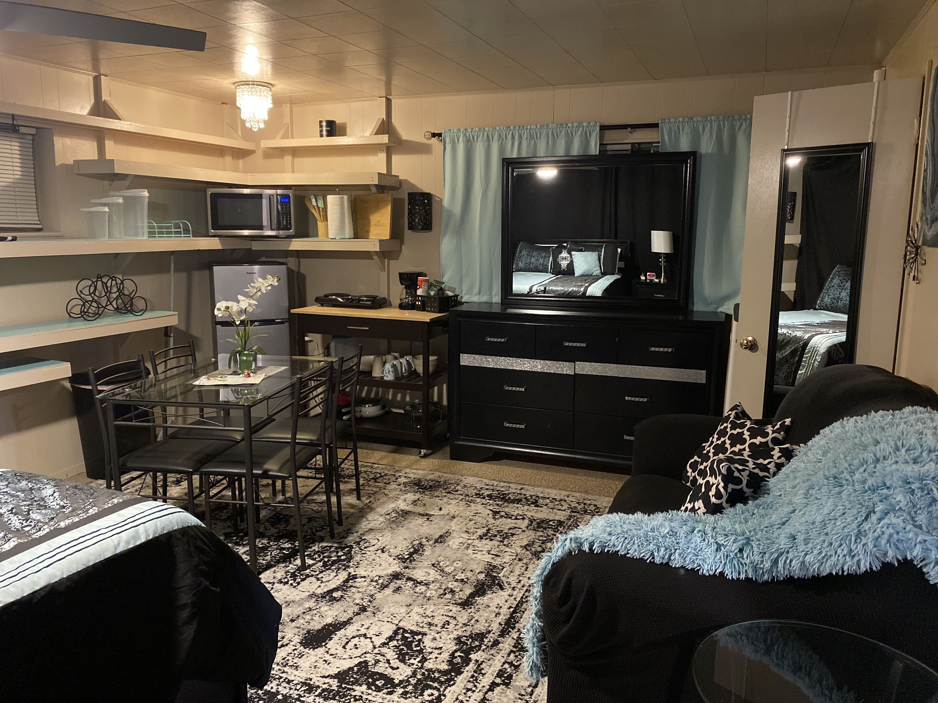 1 bedroom, iron/ironing board, WiFi, bed sheets