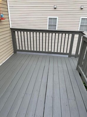 Property grounds - Peculiar pat space (Newark)