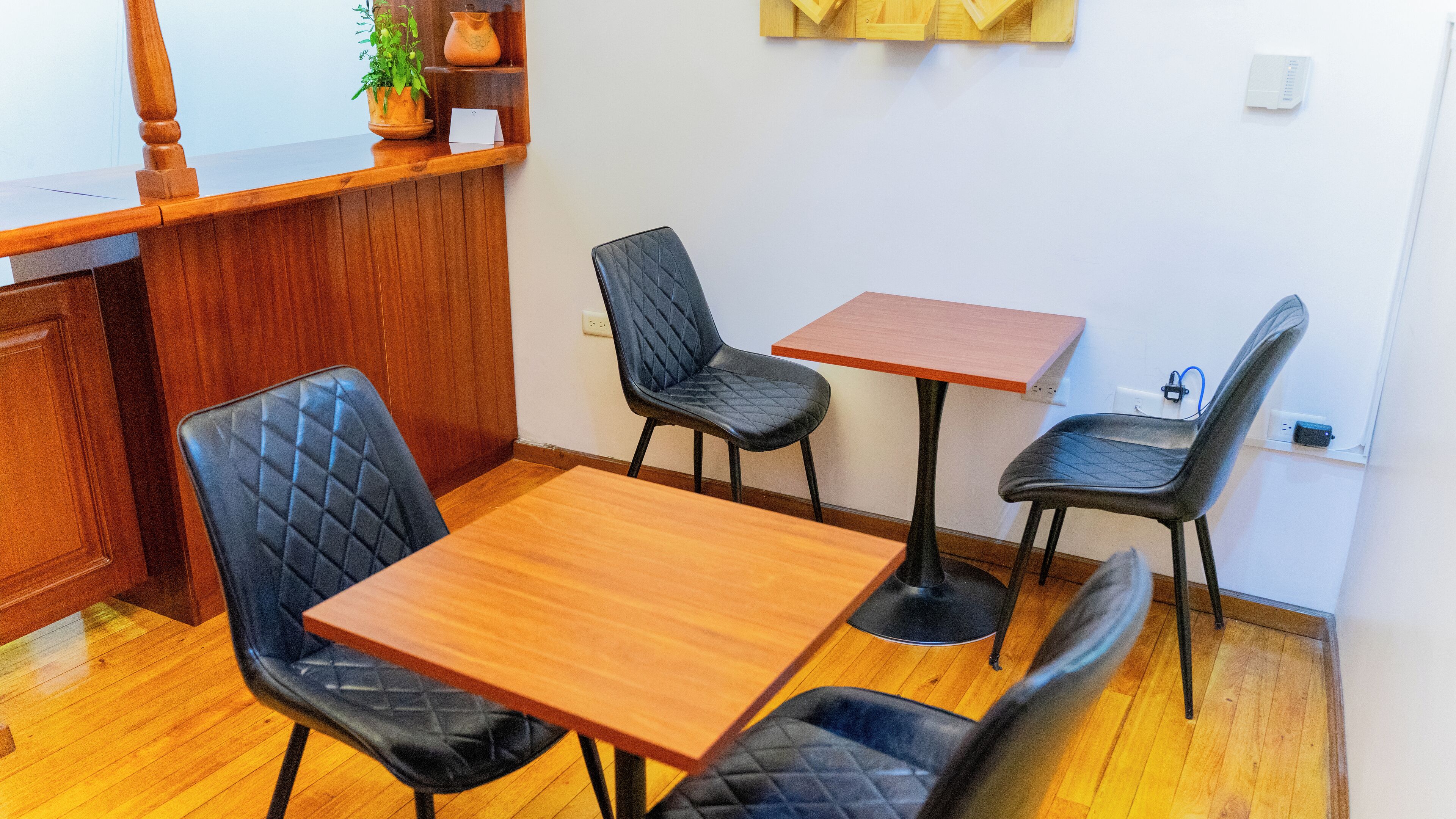 Coffee shop