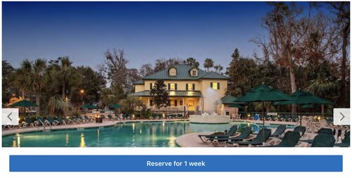 Huge three bedroom waking distance to the beach, shopping and dining 