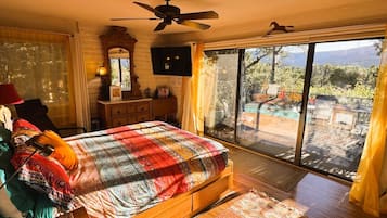 1 habitación, tabla de planchar con plancha, wifi gratis y ropa de cama