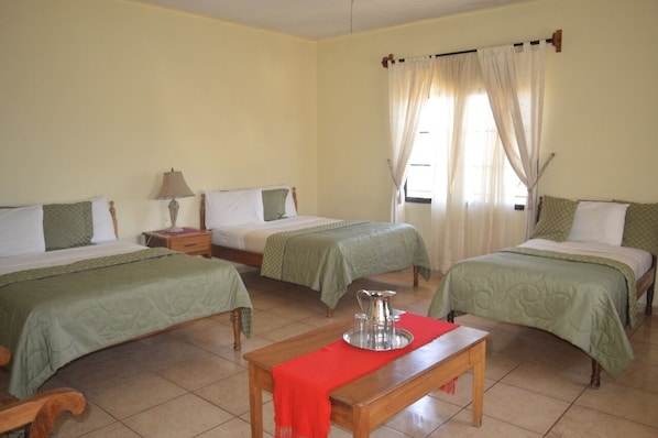 Chambre Triple | Wi-Fi gratuit