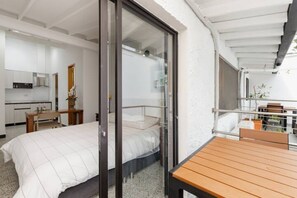 1 quarto