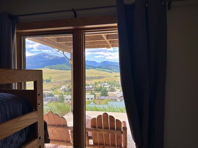 Ski in Ski Out Above Base Area with Free Condo Shuttle, Beautiful Condo!