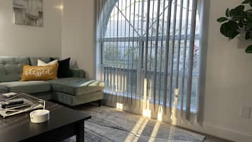 Smart TV, ping pong, books