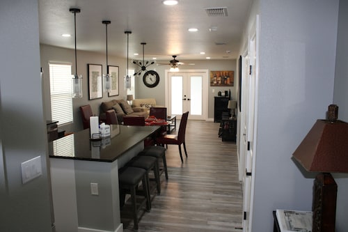 Furnished 3-Bed/2-Bed - Ideal for Traveling Professionals in San Antonio