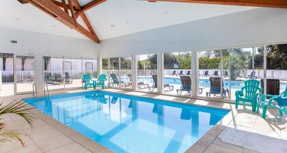 Gorgeous apartment in Cassen with swimming pool