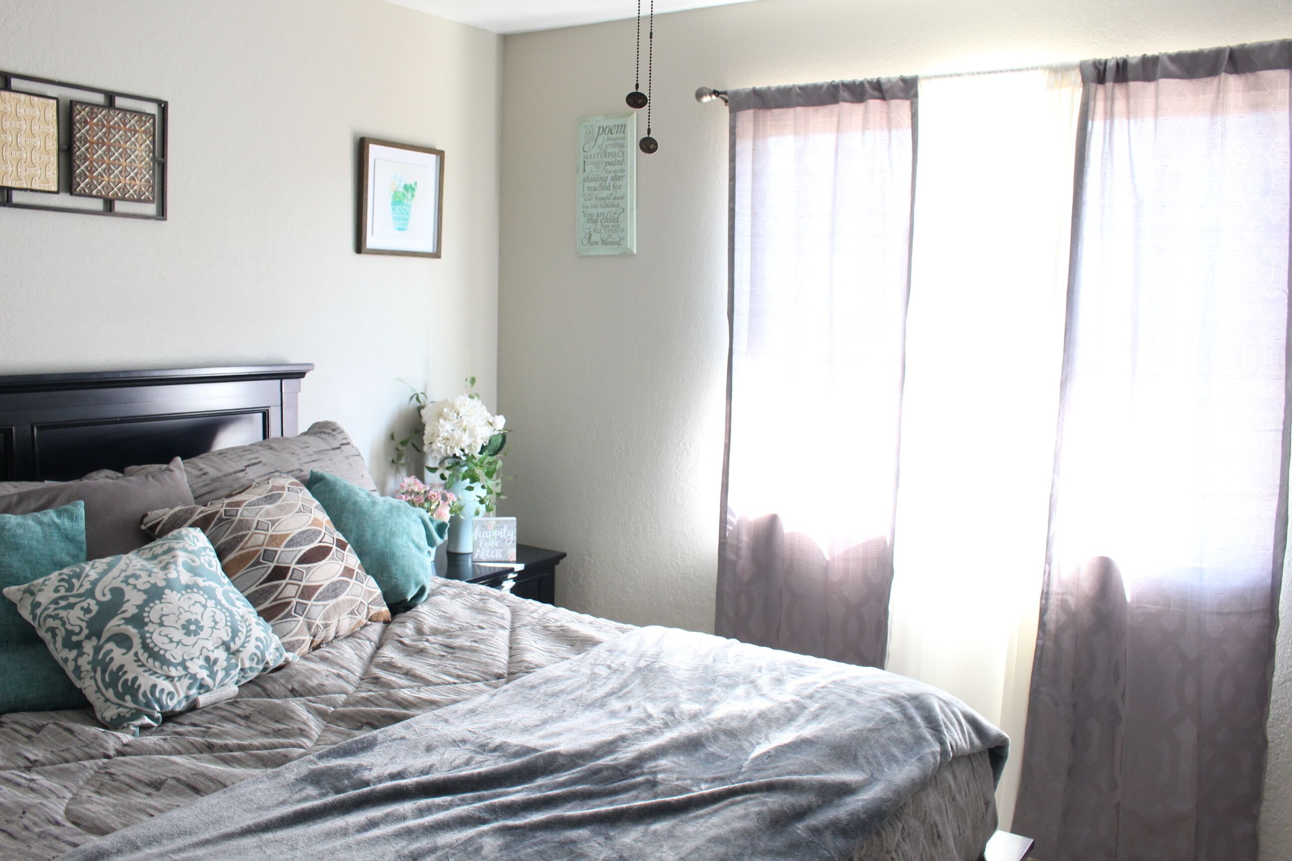 3 bedrooms, in-room safe, iron/ironing board, free WiFi