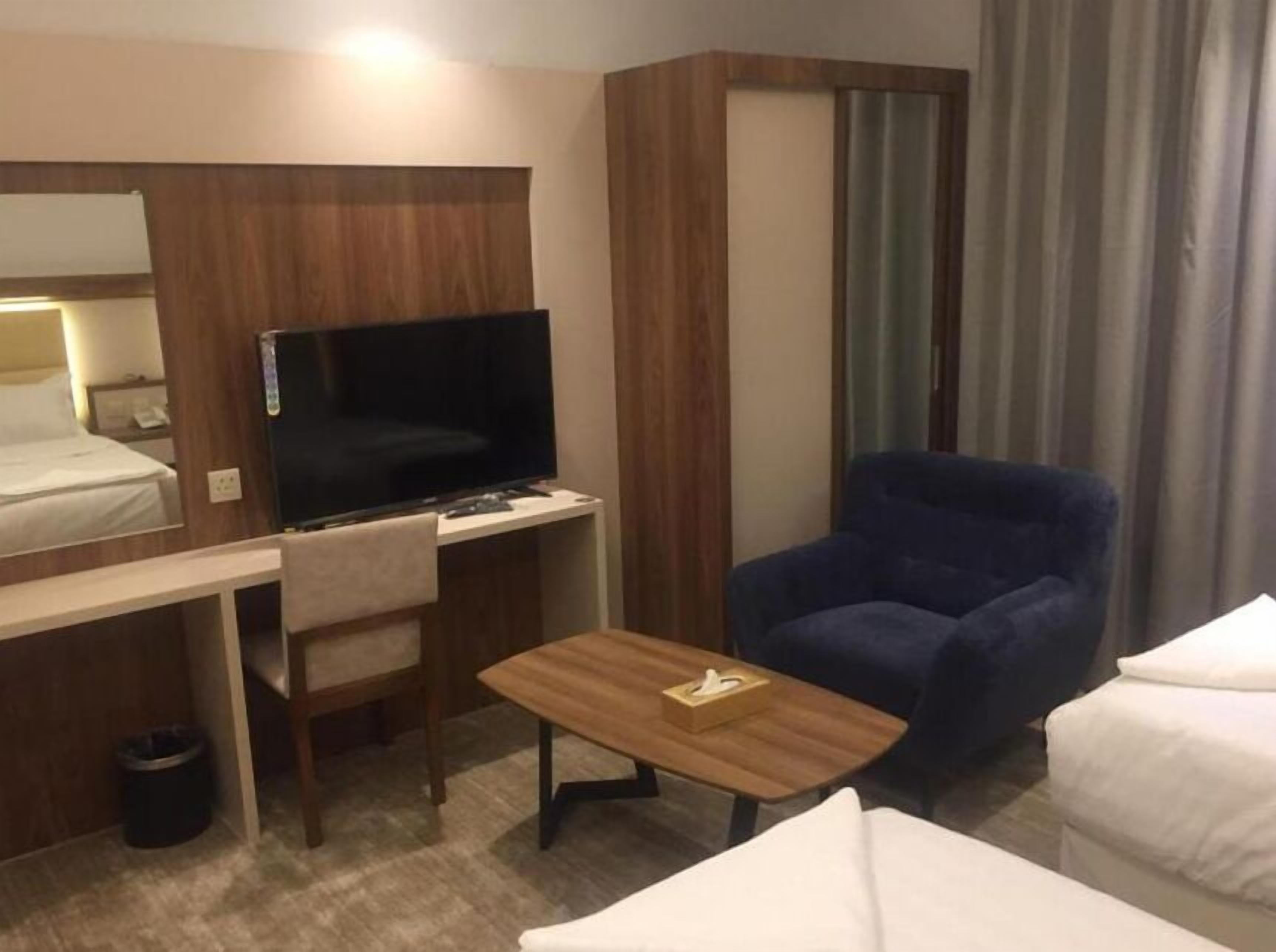 classic room | premium bedding, free wifi