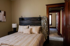 2 多间卧室、免费 WiFi、床单