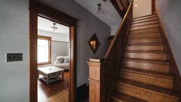 Perincian bahagian dalam