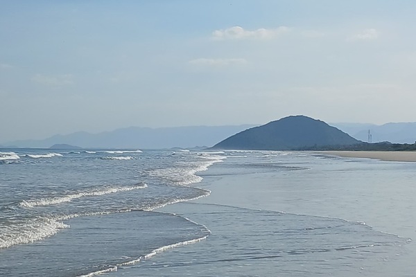 Beach nearby, white sand