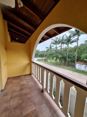 Family Room | Lanai - Camping Pousada Ilha do Mel (São Sebastião)