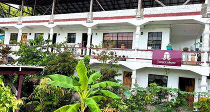 Tamernique Apartments