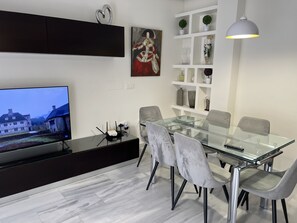 Dining - APARTMENT QUINTANA CENTER (Lucena)