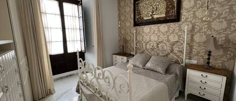 3 quartos, ferros/tábuas de passar roupa, Wi-Fi de cortesia