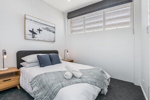 2 dormitorios, tabla de planchar con plancha, wifi y ropa de cama