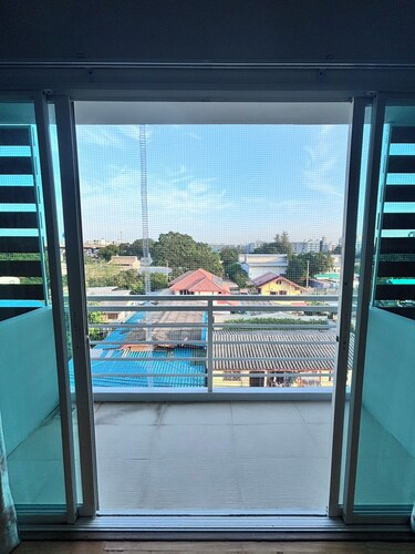 BKK TEAK