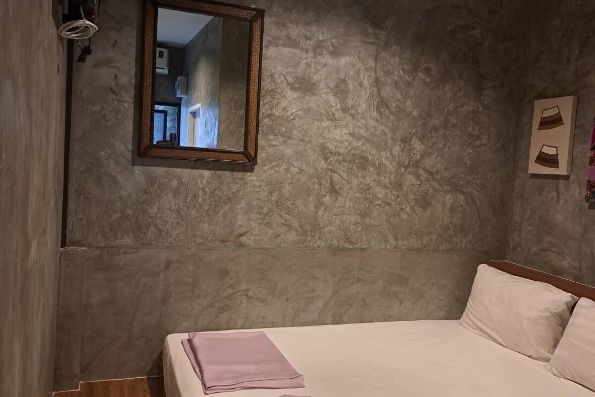 Basic Deluxe Double Room | 床单