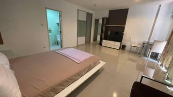 Deluxe Room | Bed sheets