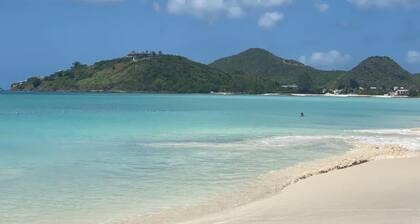 4 Guests - Stunning View - Pool - South Finger