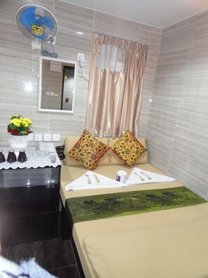 Front of property - Davao Hostel (Kowloon)