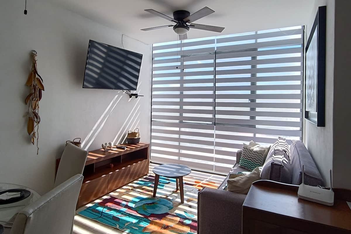 Apartemen Panorama | Area keluarga | Smart TV 60-inci dengan saluran TV kabel