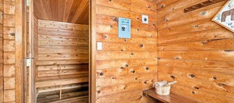 Lakefront A-frame Cabin w/ Sauna | Caribouyah!