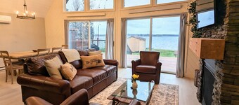 Lakefront A-frame Cabin w/ Sauna | Caribouyah!