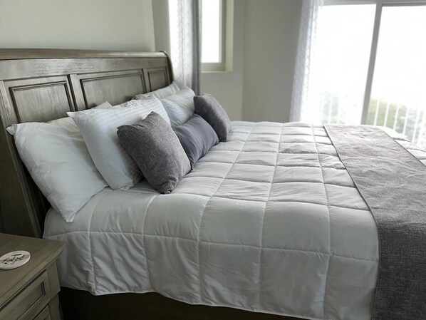 2 Schlafzimmer, Bügeleisen/Bügelbrett, kostenloses WLAN, Bettwäsche