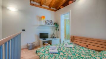 1 camera, Wi-Fi, lenzuola