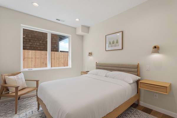 South unit, queen bedroom