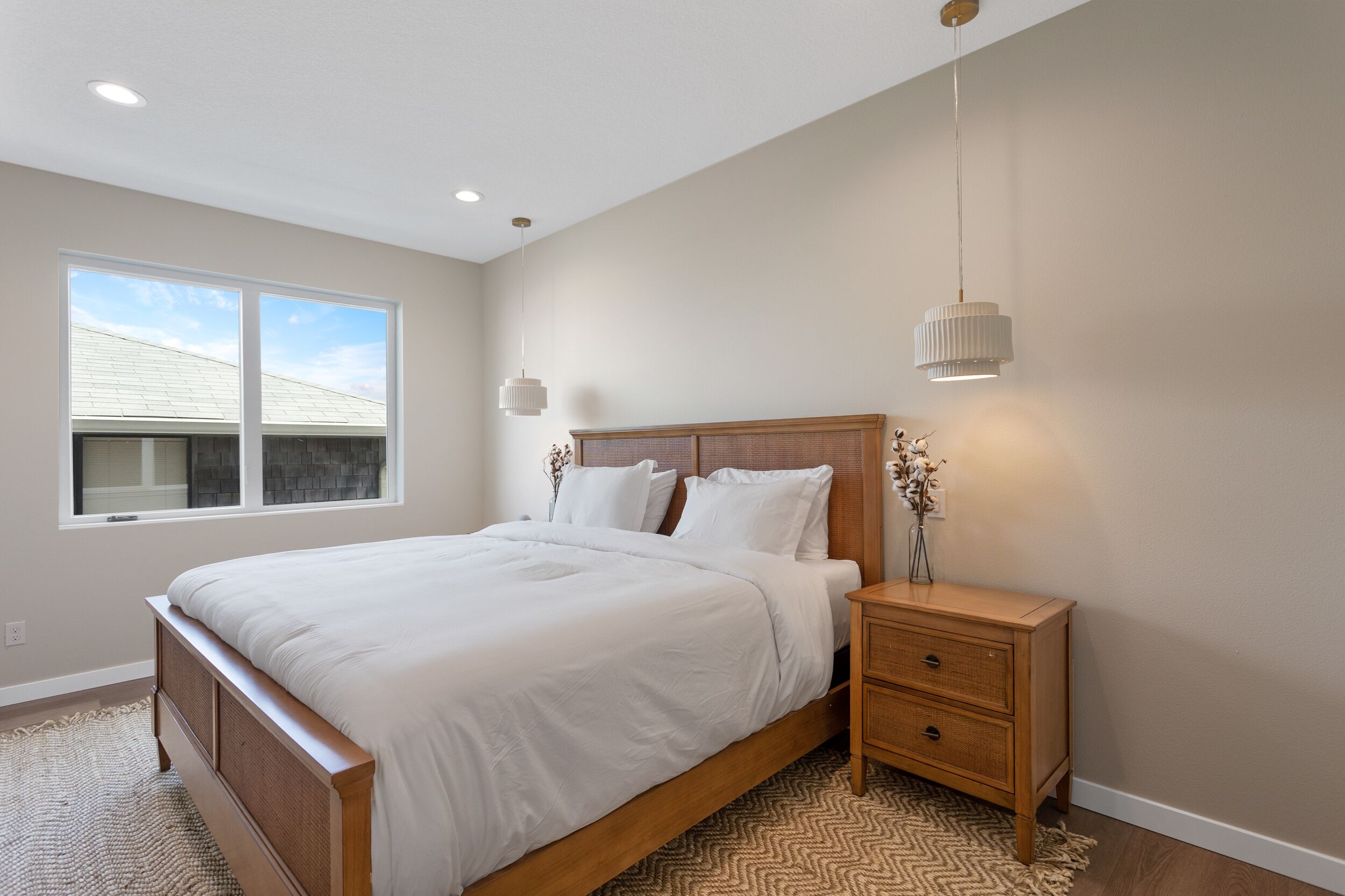North unit, second king bedroom