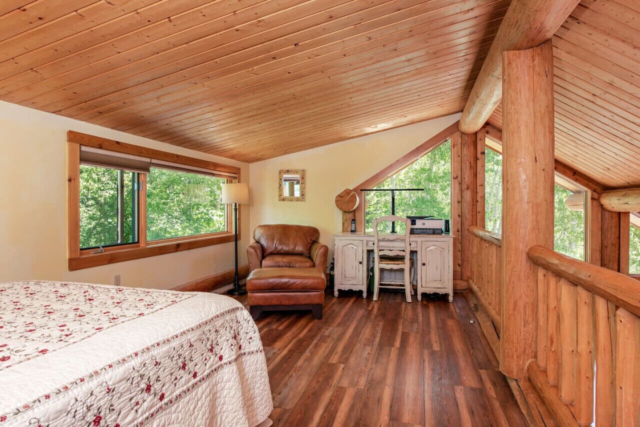 4 多间卧室、办公桌、熨斗/熨衣板、WiFi