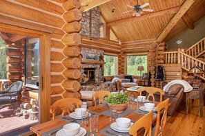 Dining - Log Home w/ Stunning Views Hiking Fishing Paradise (Basalt)