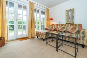 Televisión, tenis de mesa y estéreo 