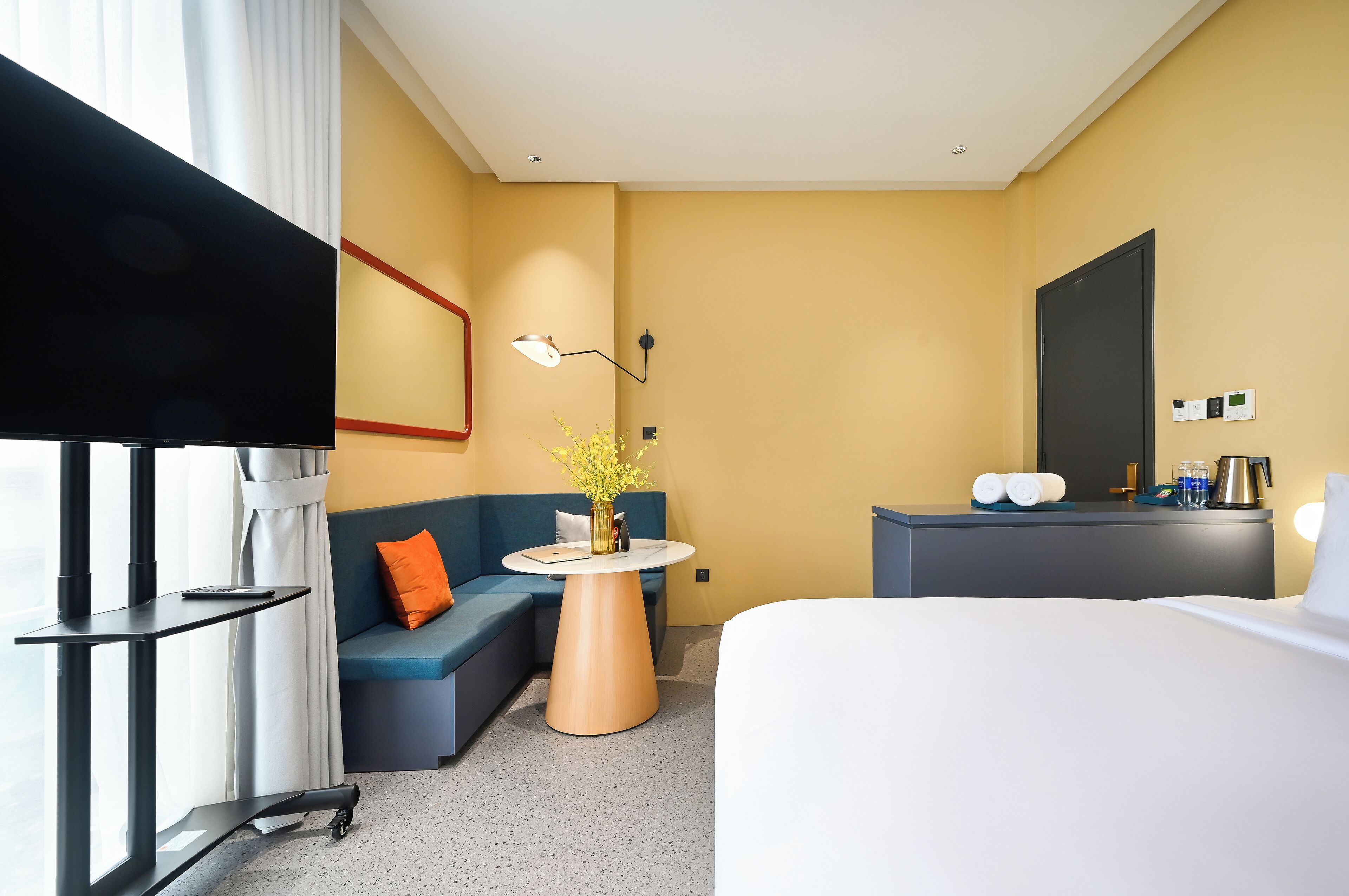 executive double room, city view | 1 bedroom, minibar, free wifi, bed sheets