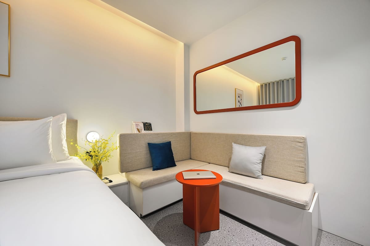premier room | 1 bedroom, minibar, free wifi, bed sheets