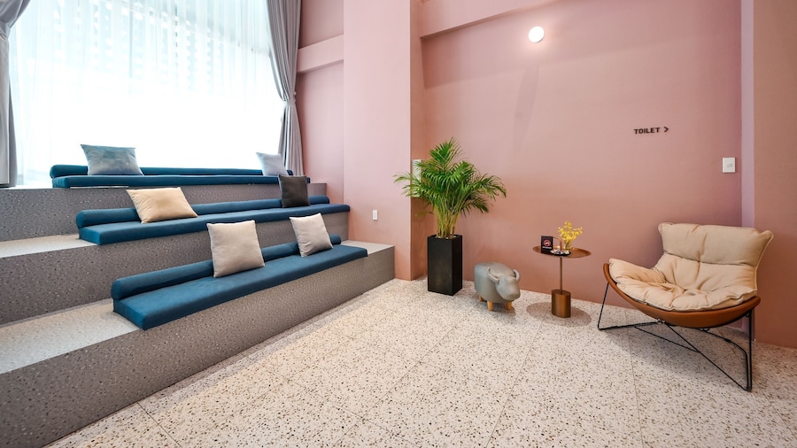 Brown Dot Hotel Saigon Airport