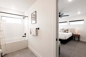 Shower, hair dryer, towels - Newly Built Luxury Townhome! Park City Silver Creek 1124 (Park City)