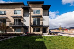 Exterior - Newly Built Luxury Townhome! Park City Silver Creek 1124 (Park City)