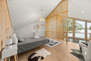 2 室のベッドルーム、アイロン / アイロン台、インターネット、ベッドシーツ