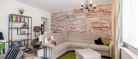 Télévision, table de tennis de table